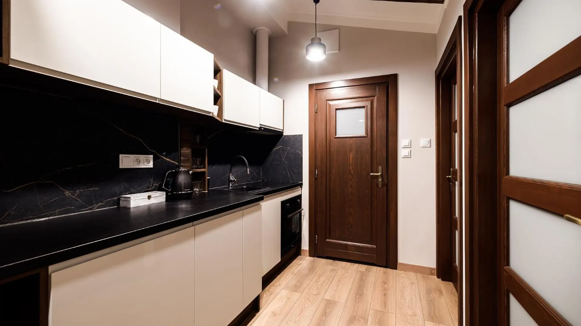 Apart Residence Arianska 16 By Nearto Pl Krakow Aparthotel